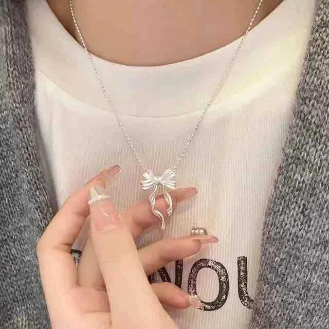 Bow Design 925 Sterling Silver Pendant N-16