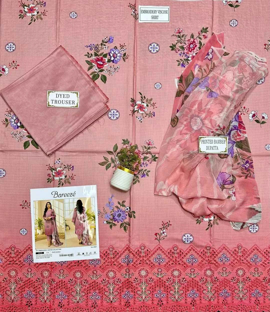 3 Pcs Women's Unstitched Printed Suit