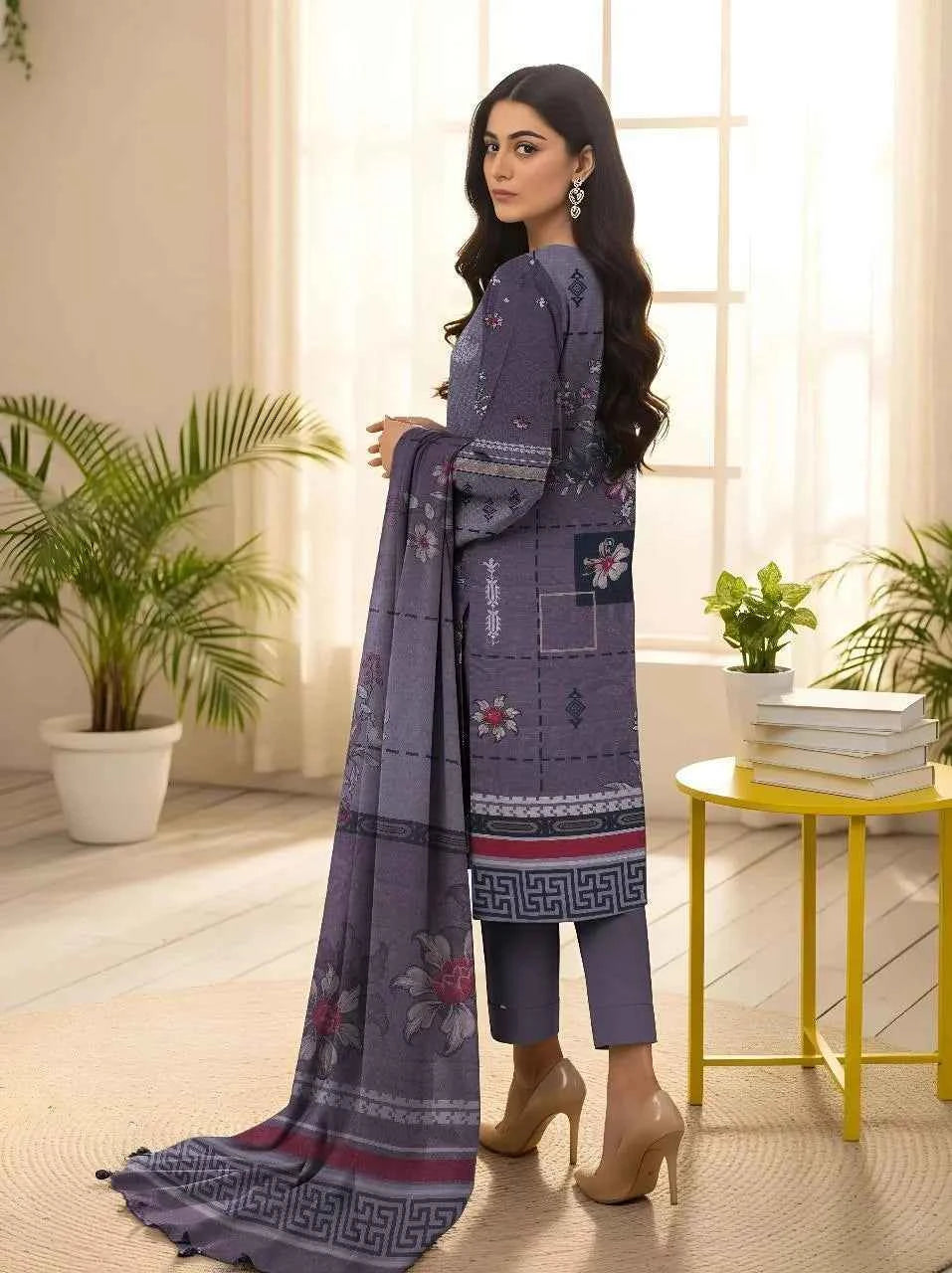 3 Pcs Women's Unstitched Printed Suit