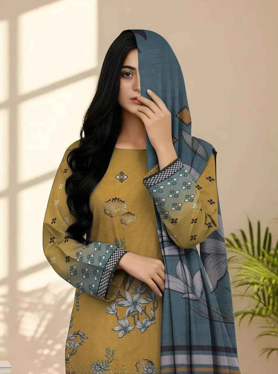 3 Pcs Women's Unstitched Printed Suit